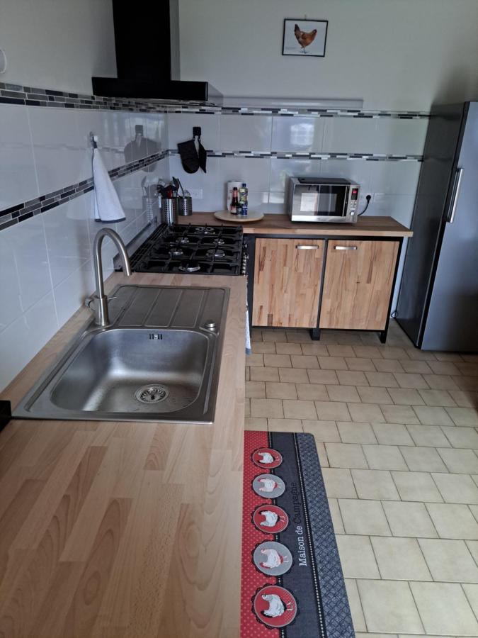 L'Ecusson Villa Fille Luaran gambar